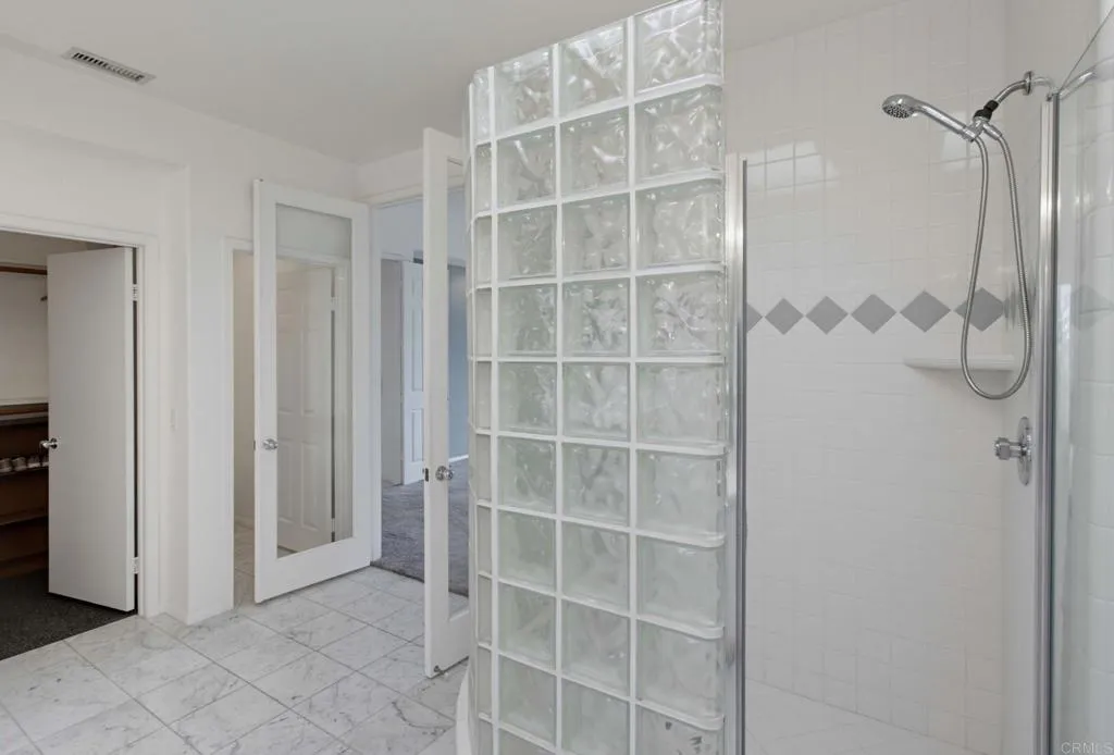 https://cdn.realtyfeed.com/cdn/127/307063275/ea1314ff6c155209365e913d06b7917a.webp