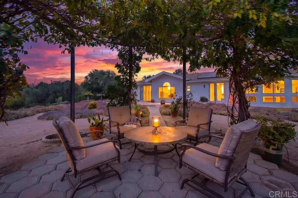 https://cdn.realtyfeed.com/cdn/127/307063275/efbfc9d0cd61019bdd82c3295e333763.webp