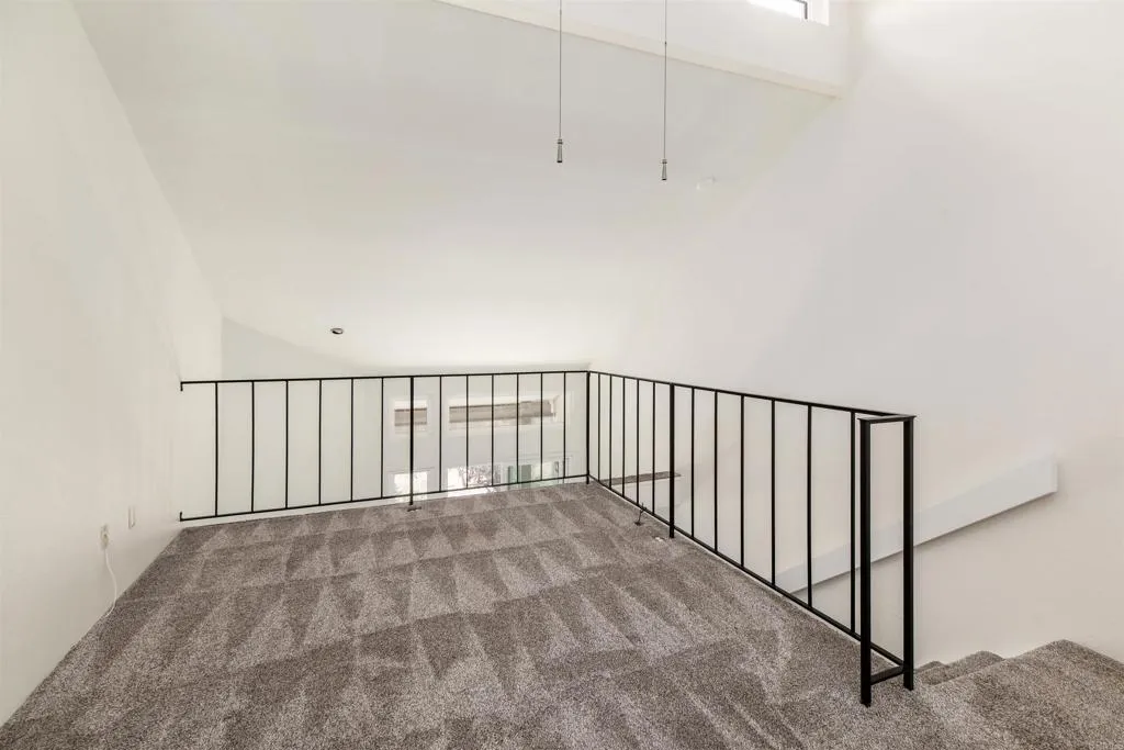 https://cdn.realtyfeed.com/cdn/127/307063334/4aaaf05ae7763c0a03287ec6e8c72748.webp
