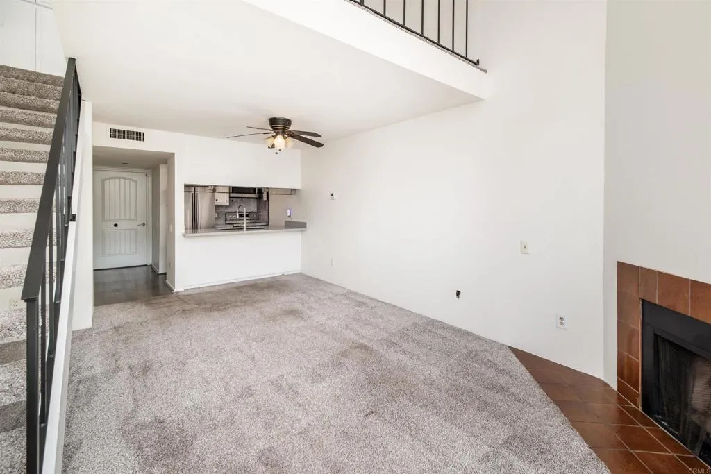 https://cdn.realtyfeed.com/cdn/127/307063334/7fb27c20909e4b65bcbe1d3df860de89.webp