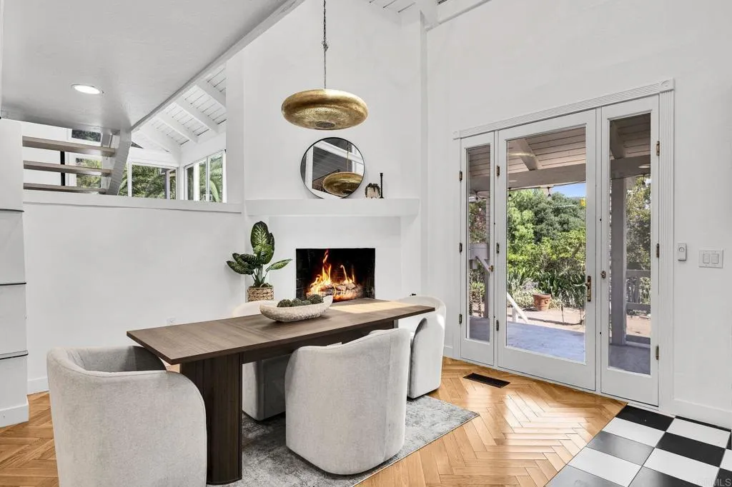 https://cdn.realtyfeed.com/cdn/127/307063341/088af4ffabe1e7aac85a1e9657cfdaf0.webp