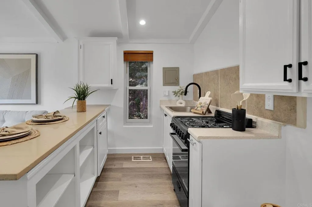 https://cdn.realtyfeed.com/cdn/127/307063341/2268382e123c291cc5be672cf686c5fb.webp