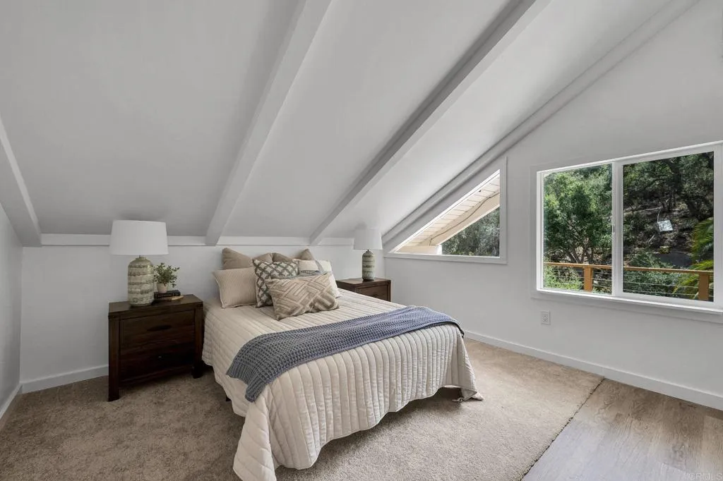 https://cdn.realtyfeed.com/cdn/127/307063341/5203ab84ca20cb6d5f7cc05cfa0b5d69.webp