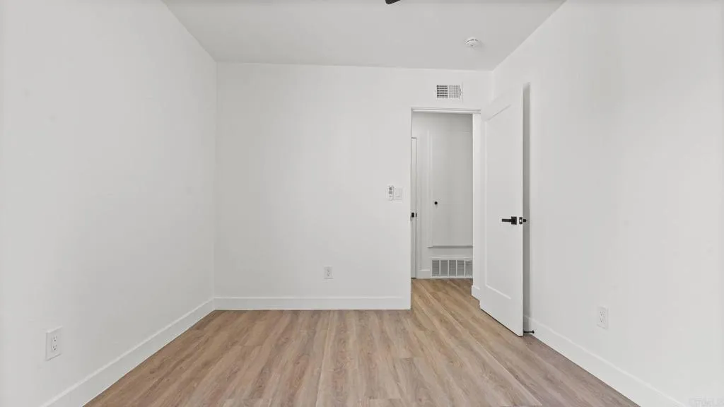 https://cdn.realtyfeed.com/cdn/127/307063494/9fb4ac9b4a41637e40677b1ab740f2ef.webp