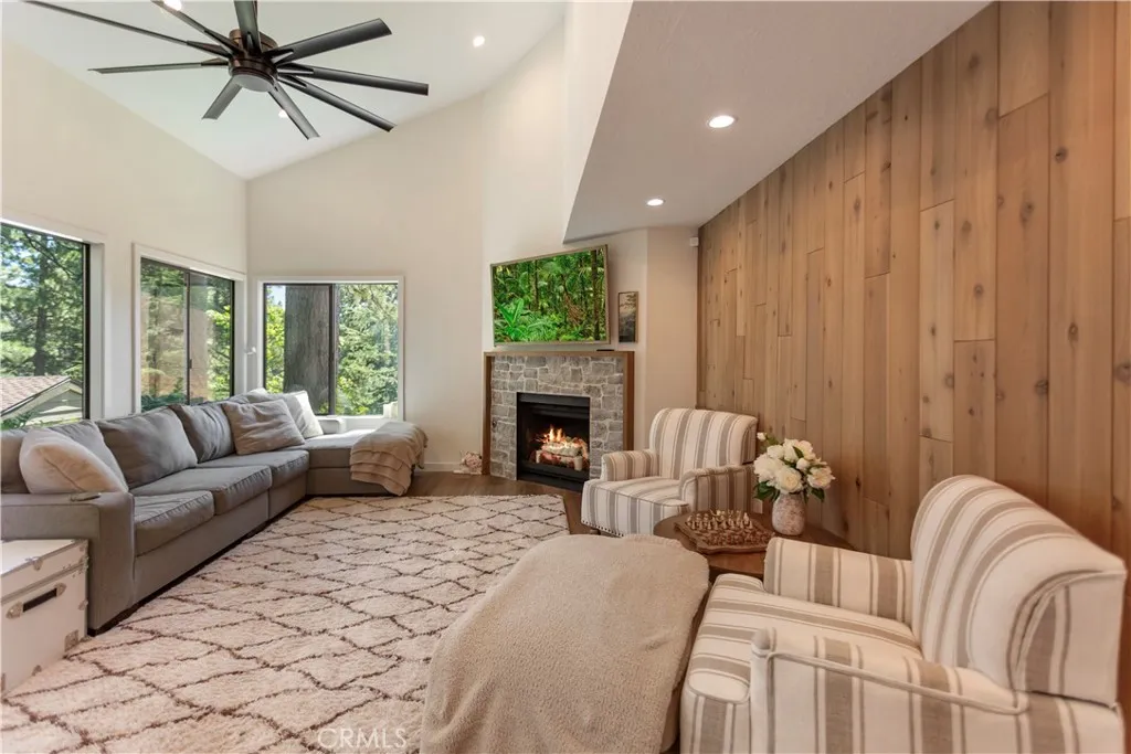 27721 Peninsula Drive 231
