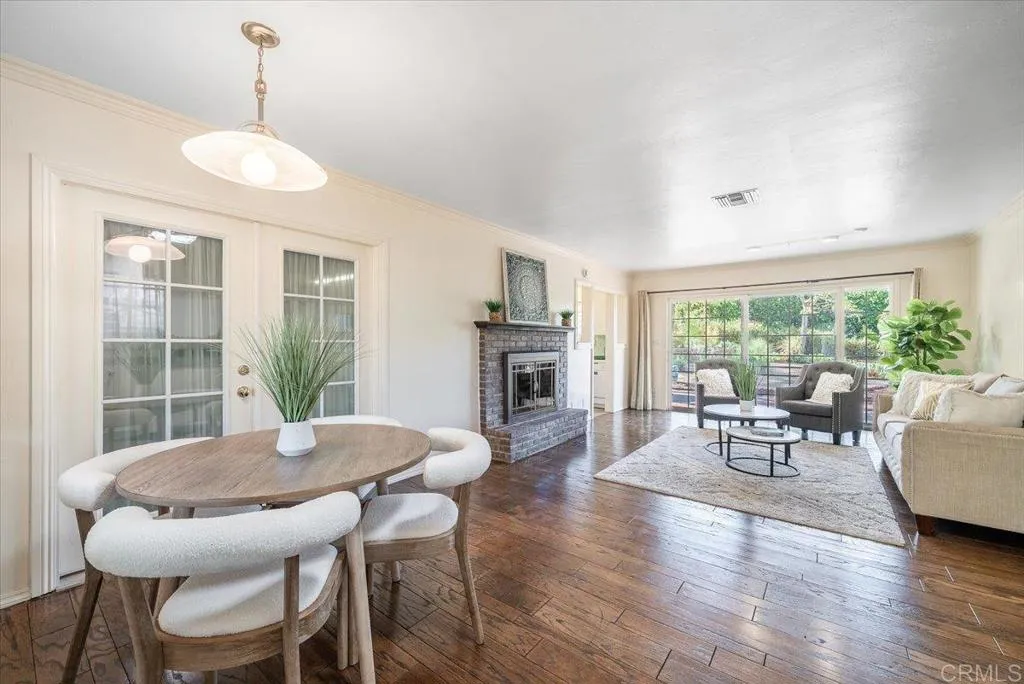https://cdn.realtyfeed.com/cdn/127/307063497/4077a5821e6d2f61126d297e1433c0ac.webp