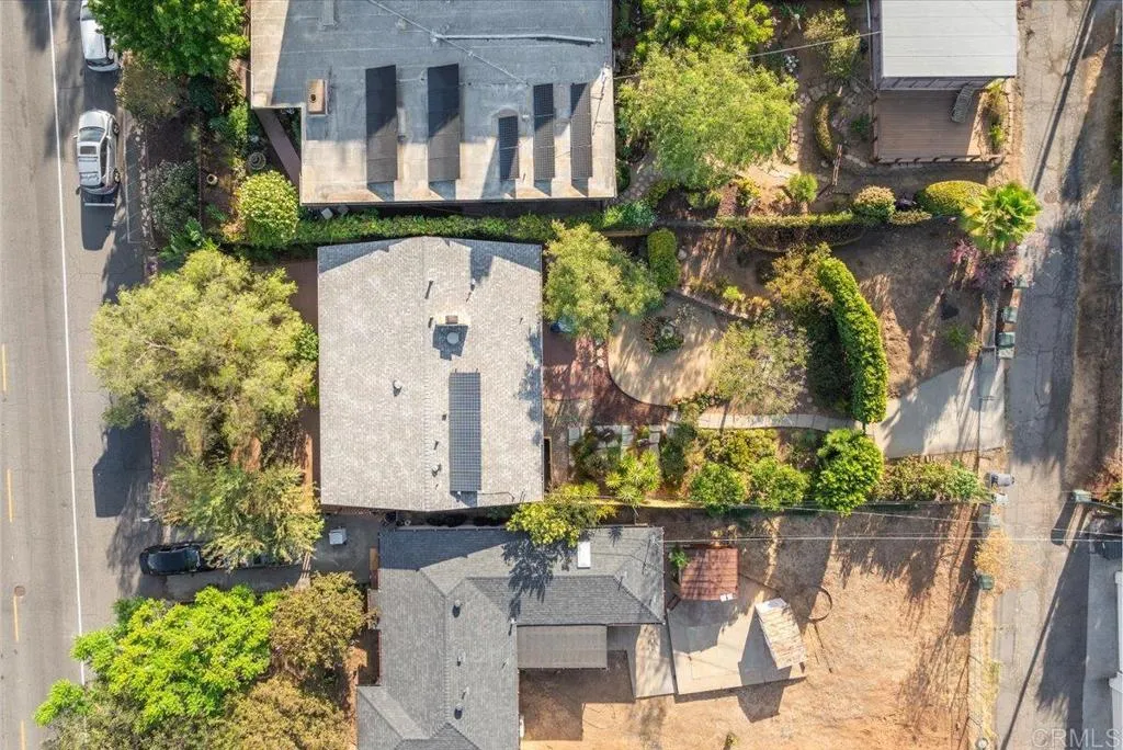 https://cdn.realtyfeed.com/cdn/127/307063497/51df7fd444fc08200668629f41392e42.webp