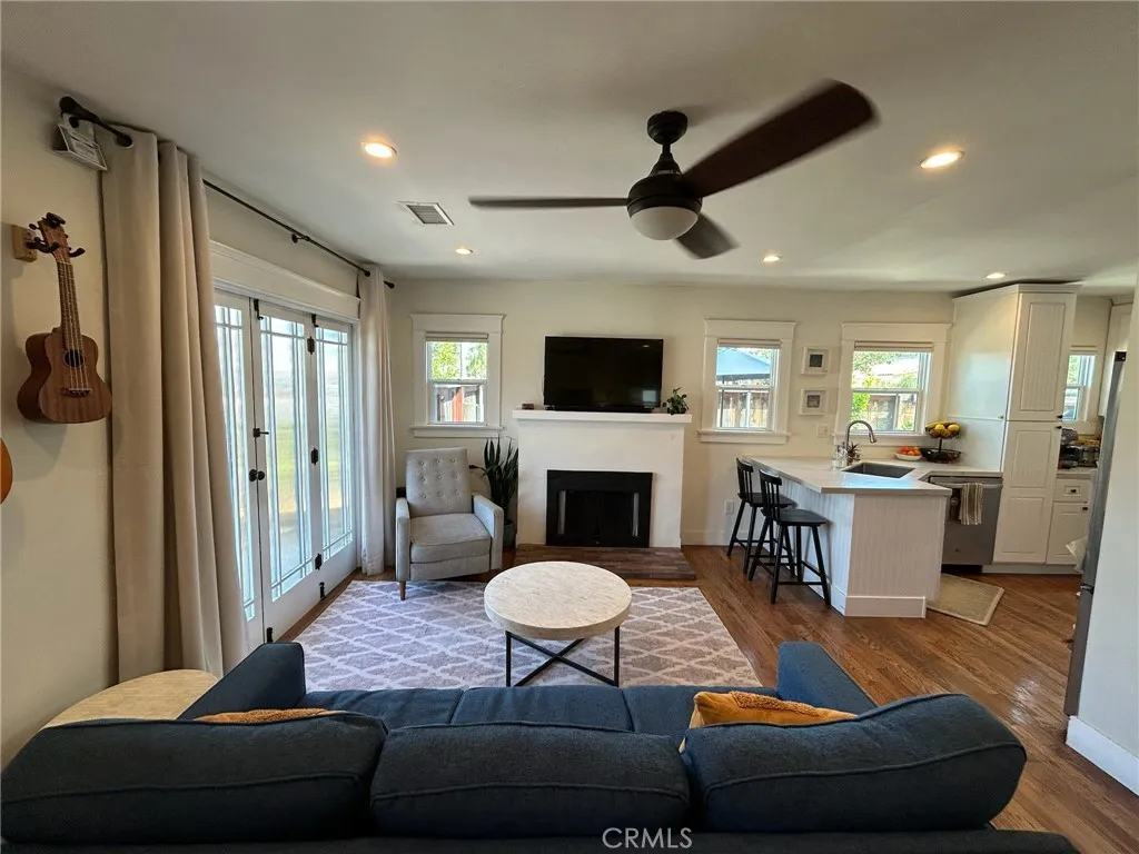 https://cdn.realtyfeed.com/cdn/127/307063502/3e54f69ef302dfbfccae1813d5a4ce13.webp