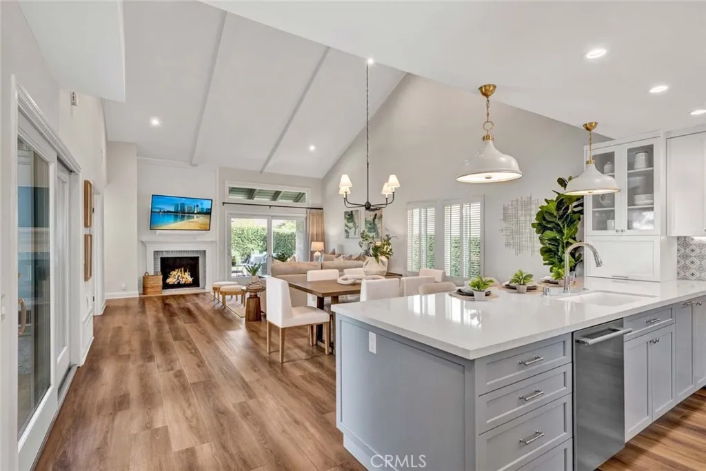 Tustin, CA 92780