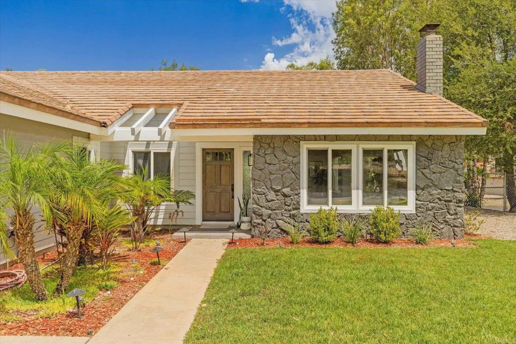 https://cdn.realtyfeed.com/cdn/127/307063562/95fefb3d844abf1b1f00331d17310b8f.webp