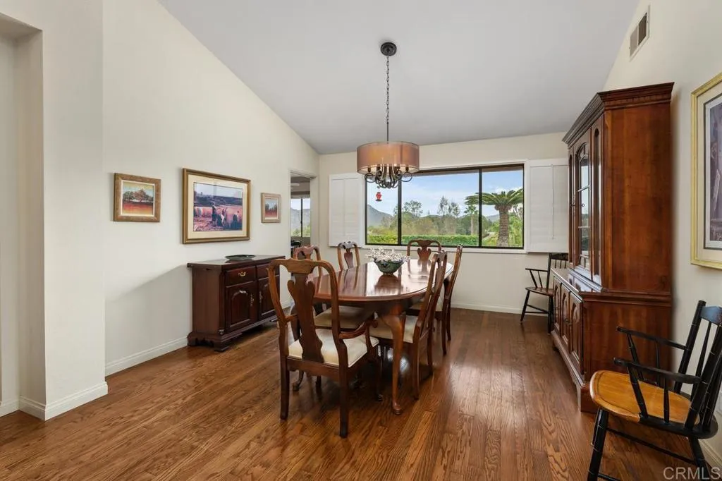 https://cdn.realtyfeed.com/cdn/127/307063568/173d7590bd8160e943ba658e12e81276.webp