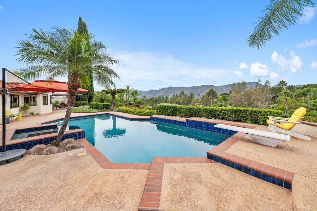 https://cdn.realtyfeed.com/cdn/127/307063568/6443525ba26e6572c07dd93dcc8a3258.webp