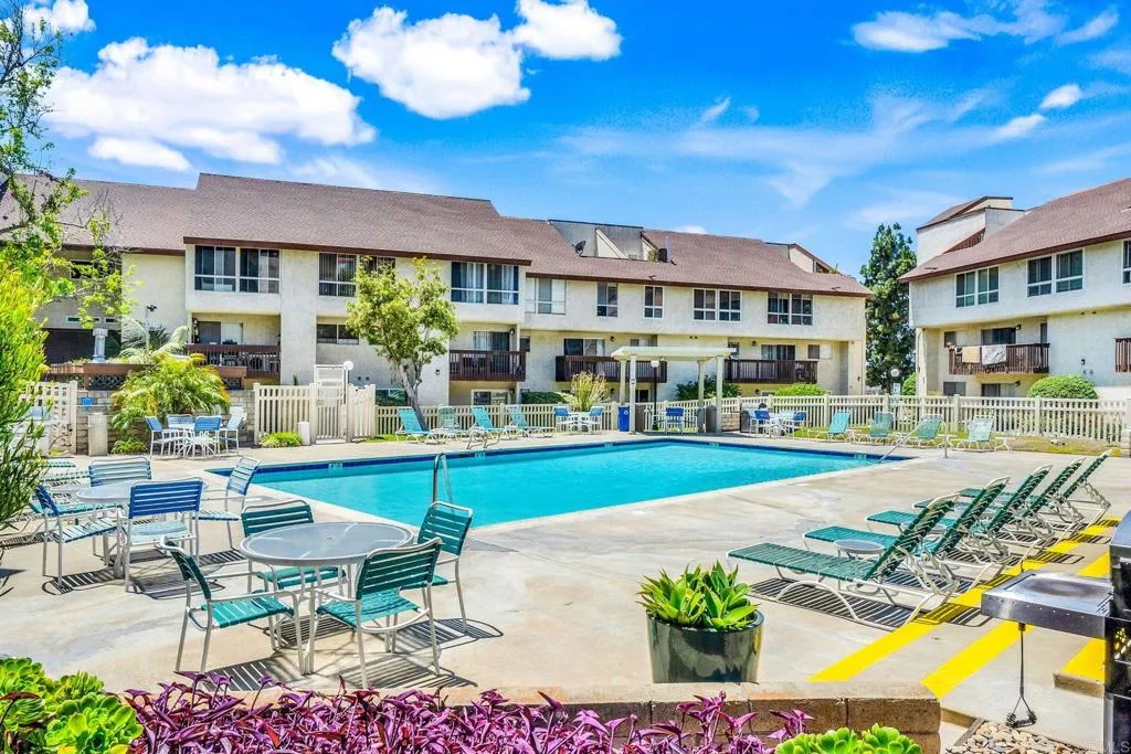 https://cdn.realtyfeed.com/cdn/127/307063585/69dd43e5c4e3e6b7d6d6047c43f5b64b.webp