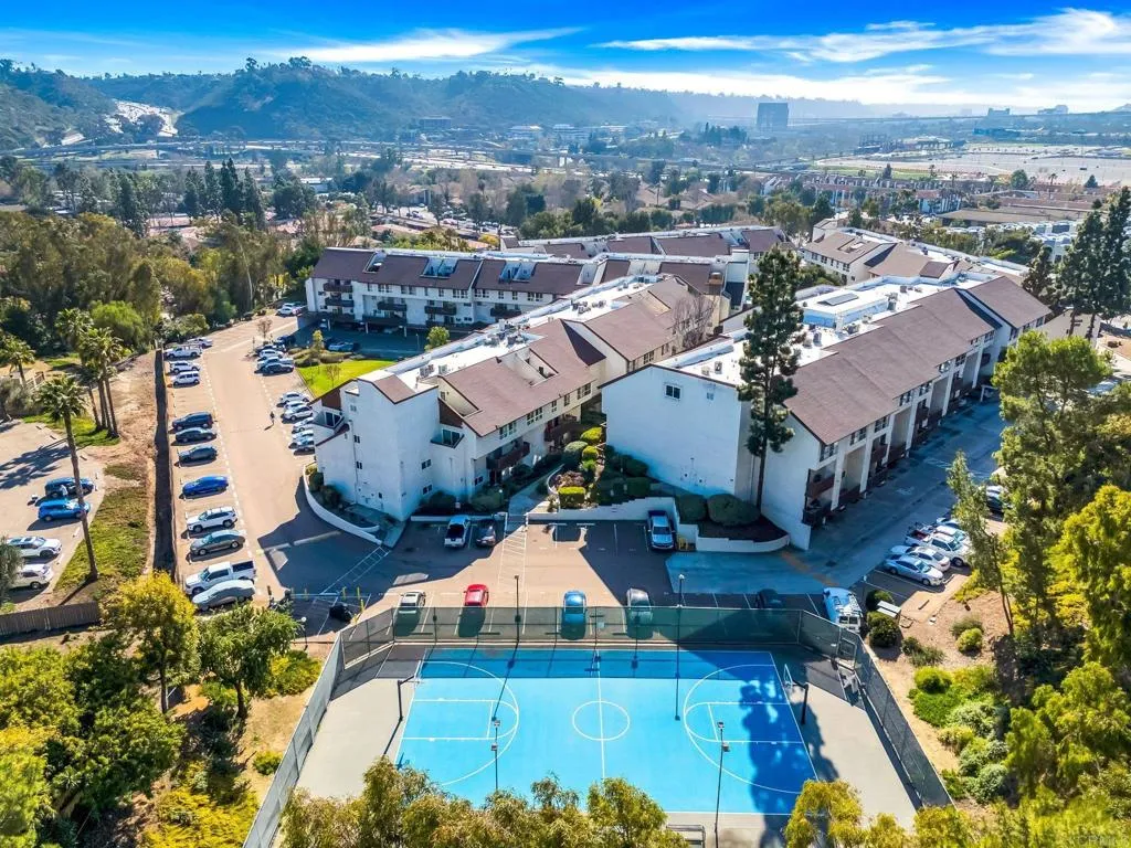 https://cdn.realtyfeed.com/cdn/127/307063585/8b441c8d2de7cda999cc69acc3ccf6c6.webp