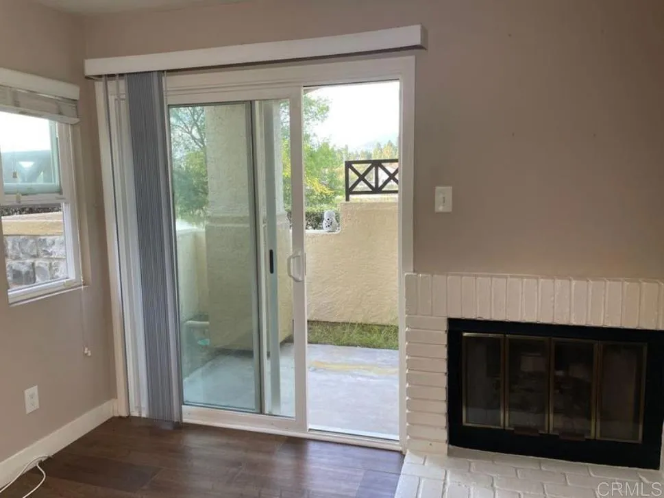 https://cdn.realtyfeed.com/cdn/127/307063629/7b1a93da7ec3aede002905779fe2b777.webp