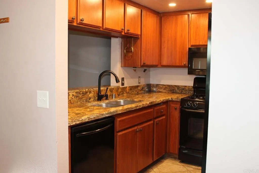 https://cdn.realtyfeed.com/cdn/127/307063629/e2c57a78ccf822fbdd8f793f9aac9c30.webp