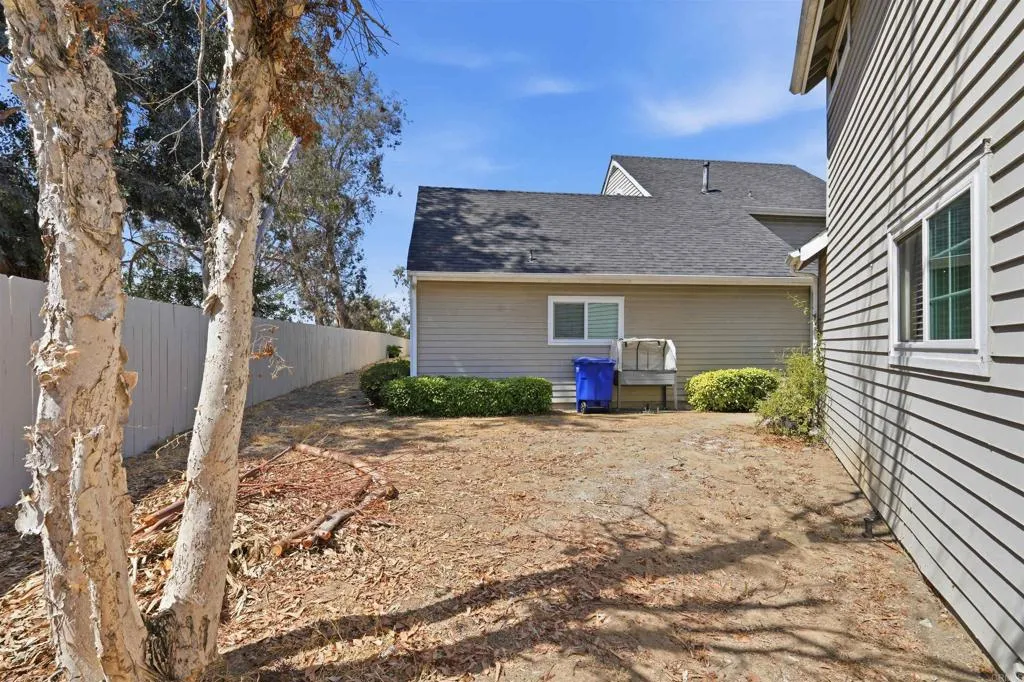 https://cdn.realtyfeed.com/cdn/127/307063636/08ff52e5f739384ffcda17955c80d9ae.webp