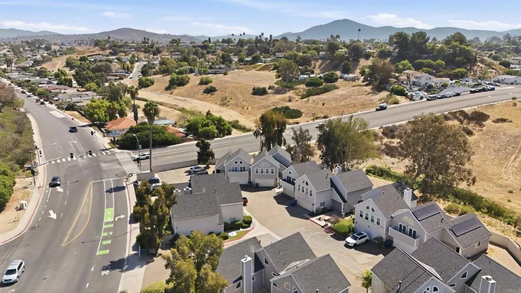 https://cdn.realtyfeed.com/cdn/127/307063636/1a975b97f136f67b0eedb723df5c47d3.webp