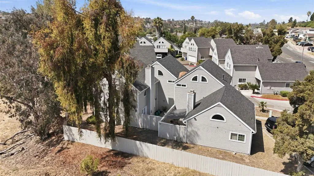 https://cdn.realtyfeed.com/cdn/127/307063636/5deff72e6200be815e9afdac0af1fb95.webp