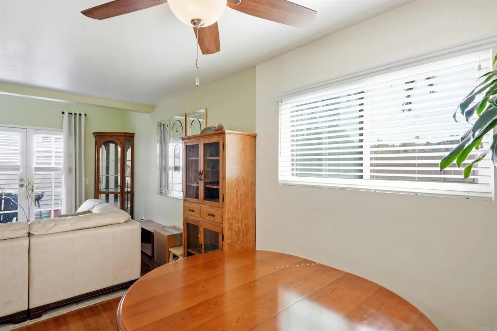 https://cdn.realtyfeed.com/cdn/127/307063636/694bc0bec07ab363dc8429d3e018eb8b.webp