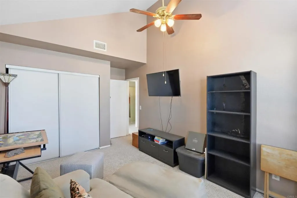 https://cdn.realtyfeed.com/cdn/127/307063636/a9b75a88311547f8f13807f9d9fbebd2.webp