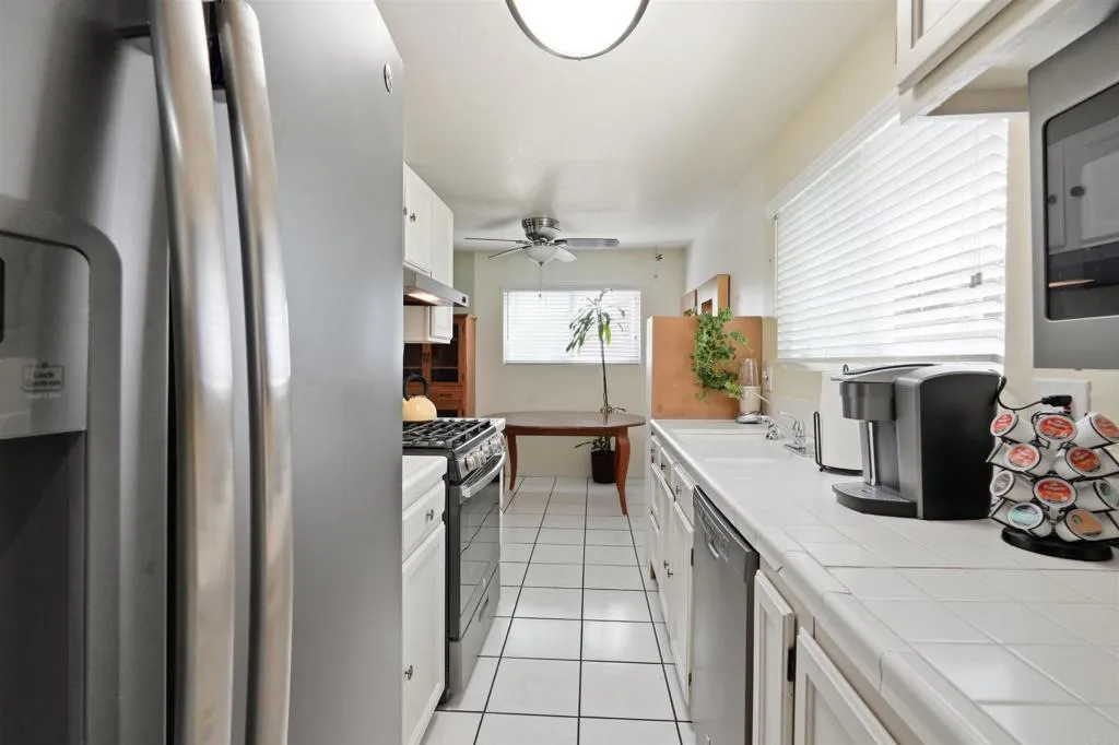https://cdn.realtyfeed.com/cdn/127/307063636/f4c8b1da79e92d8a68d703a22ec18288.webp