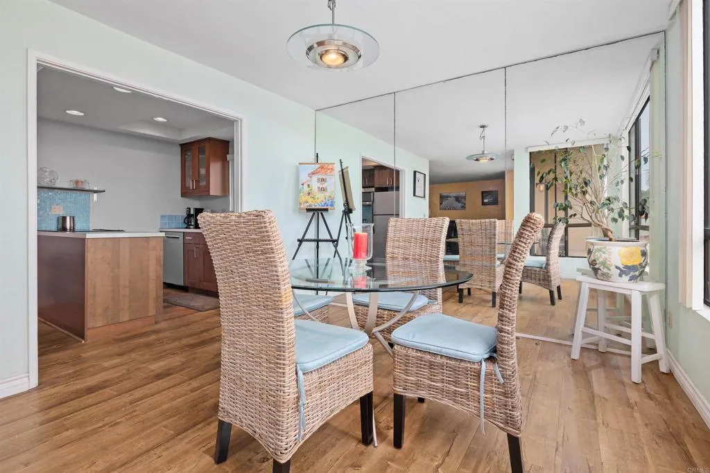 https://cdn.realtyfeed.com/cdn/127/307063705/350aab55c5ffdc85e737b9e07408a47d.webp