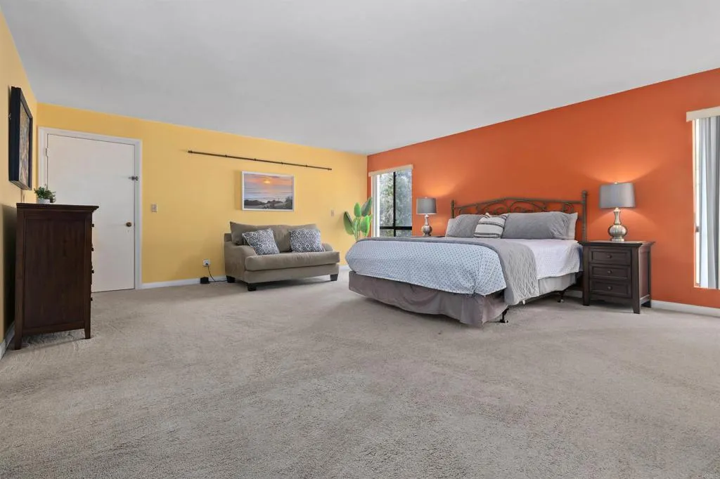 https://cdn.realtyfeed.com/cdn/127/307063705/7a21d62cc1ff67b3252c4c398581ae43.webp