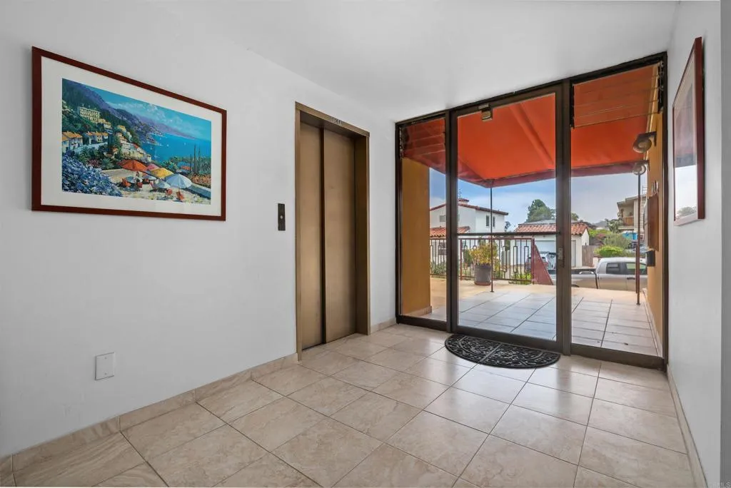 3014 Kellogg Street, San Diego, CA 92106 - Photo 4 of 41, San Diego, CA