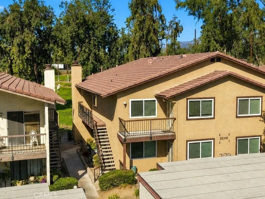 3246 Little Mountain Drive