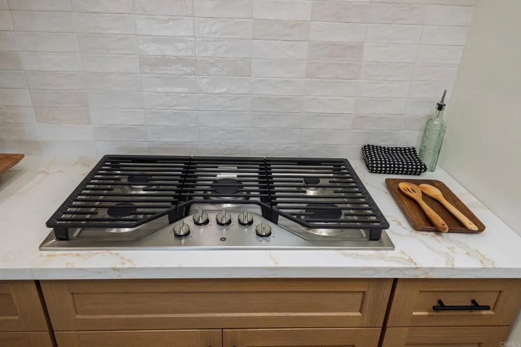 https://cdn.realtyfeed.com/cdn/127/307063748/188d455753e1accac23957d3a3c8b003.webp