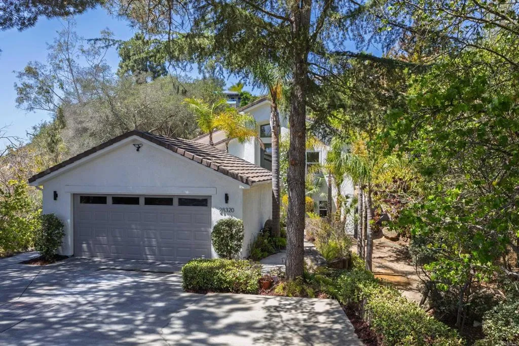 https://cdn.realtyfeed.com/cdn/127/307063748/495f44b46a86b177d7015b35082a0828.webp