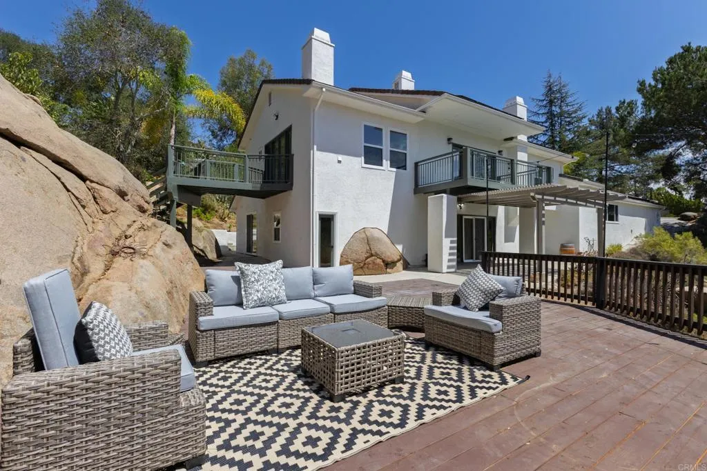https://cdn.realtyfeed.com/cdn/127/307063748/6aa1aea97d03078d293d8aa290669e5b.webp