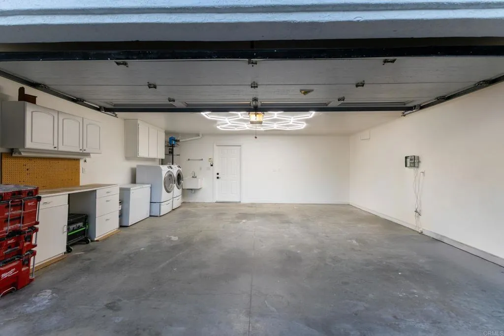 https://cdn.realtyfeed.com/cdn/127/307063748/7a03df22b48f9984e9929137d47d92d1.webp