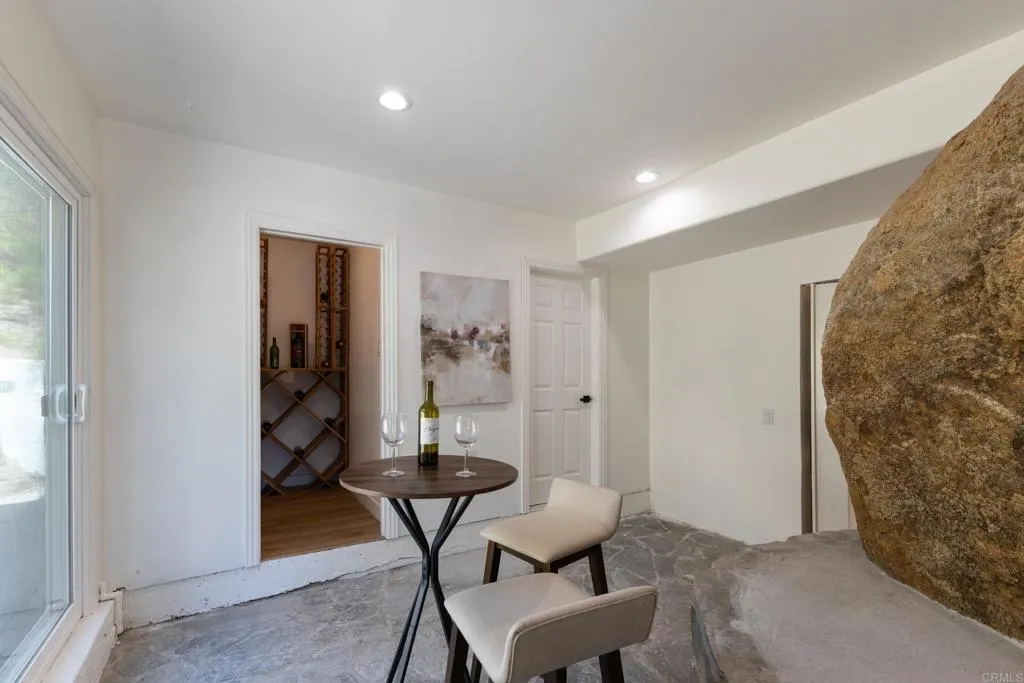 https://cdn.realtyfeed.com/cdn/127/307063748/9388834660d0f96bf6383a9e2e915bba.webp