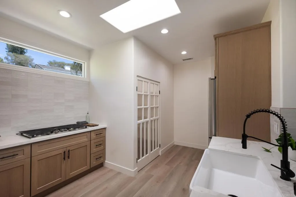 https://cdn.realtyfeed.com/cdn/127/307063748/b71433f56eaf56b2edd1c2d81c492f07.webp