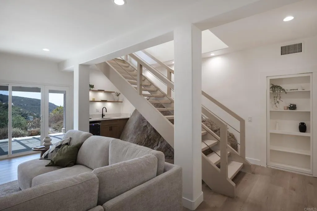 https://cdn.realtyfeed.com/cdn/127/307063748/d26a17835f78f5f62d7b1a204629f5d2.webp