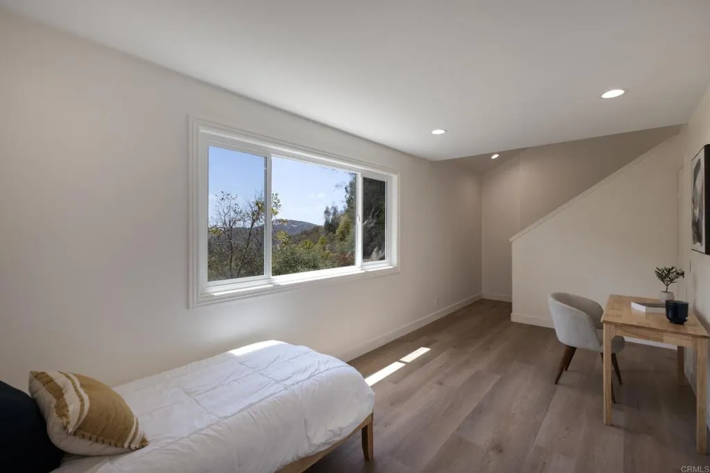 https://cdn.realtyfeed.com/cdn/127/307063748/ec62fe959e9aee780d2778f6b727cb30.webp