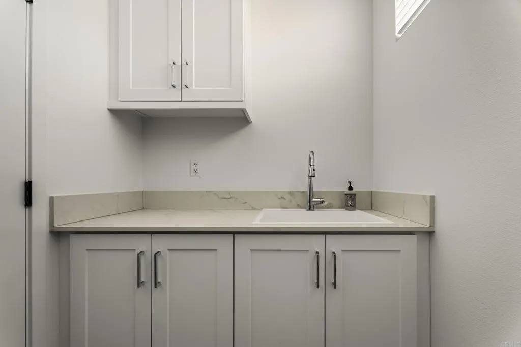 https://cdn.realtyfeed.com/cdn/127/307063776/4e7df5067a3cc2c1ff77ca5abae41cb5.webp