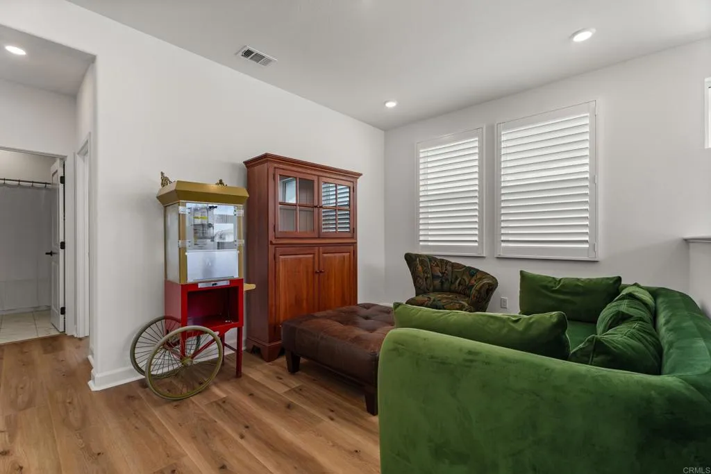 https://cdn.realtyfeed.com/cdn/127/307063776/adc6f79fad752e5da9187f8a61c23f6d.webp