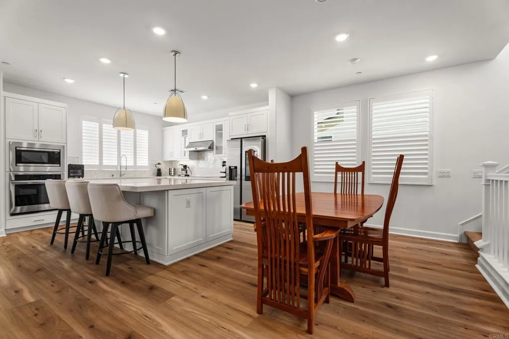 https://cdn.realtyfeed.com/cdn/127/307063776/dfdfc60c96094c34a83a24b880e0e469.webp