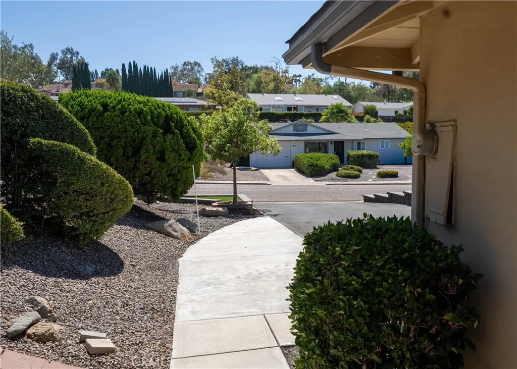 https://cdn.realtyfeed.com/cdn/127/307063804/33d96de4d4a9717cbfd507f3a35c205b.webp