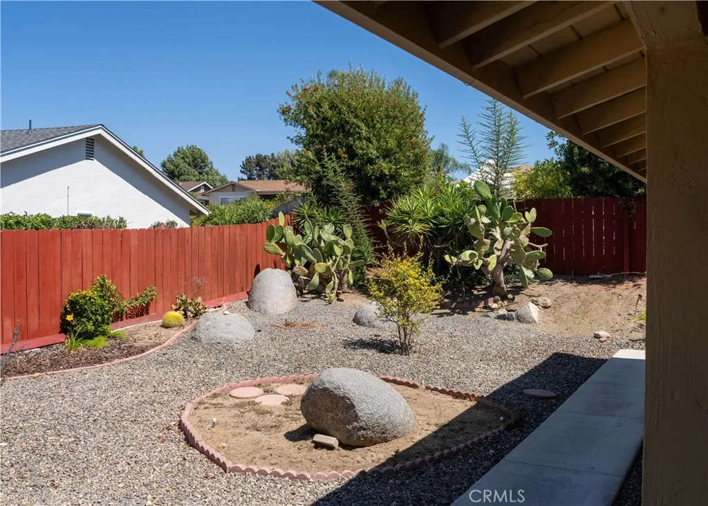 https://cdn.realtyfeed.com/cdn/127/307063804/d520aa063415f7697742c31dfa73d788.webp