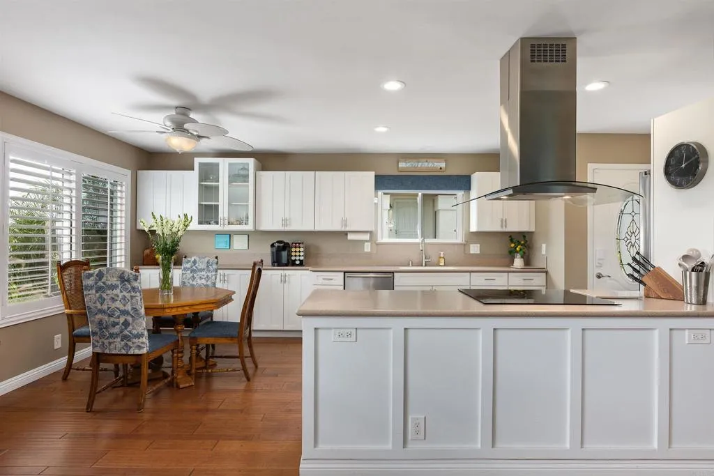 https://cdn.realtyfeed.com/cdn/127/307063877/29dcb5afd227b30f0c9951ca365c8313.webp