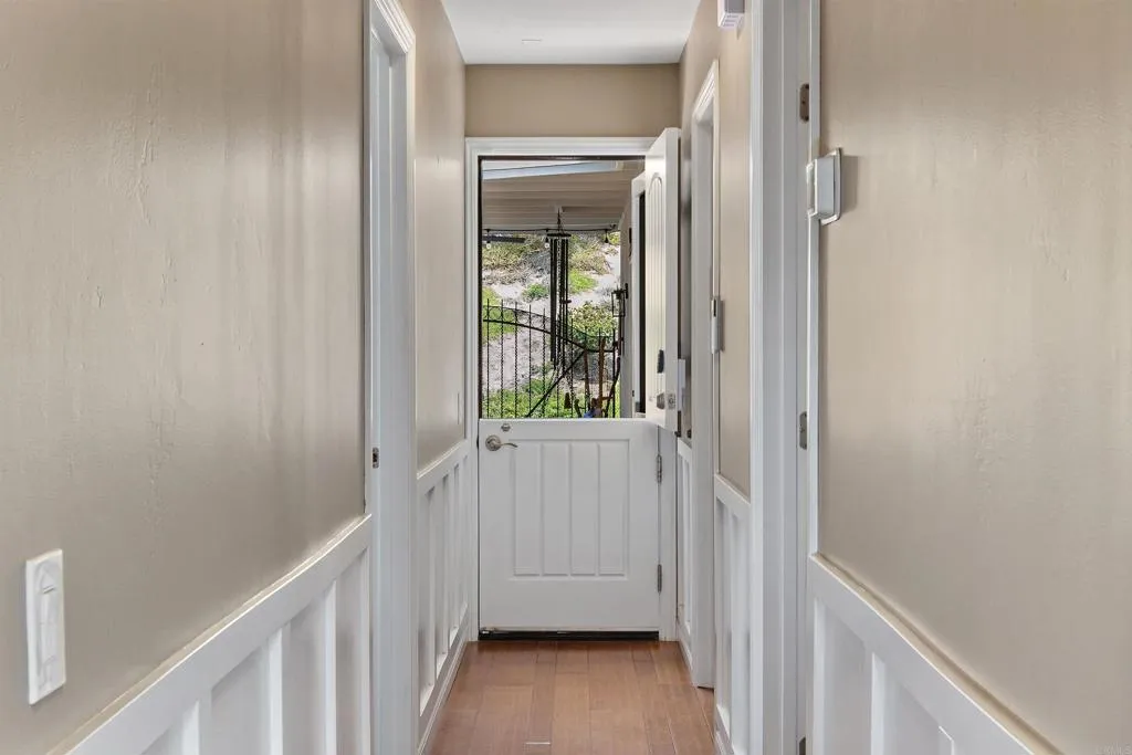 https://cdn.realtyfeed.com/cdn/127/307063877/9a6bf0859dd5567f568585623c934dfc.webp