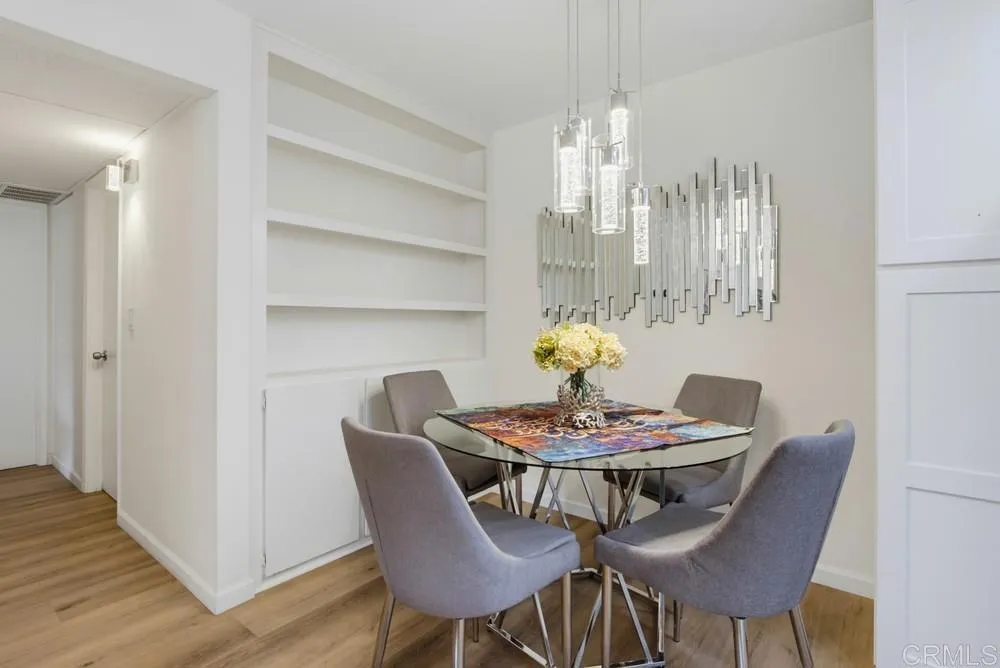 https://cdn.realtyfeed.com/cdn/127/307063983/becb68f69c4e8c5d57aa29fa67395a9e.webp