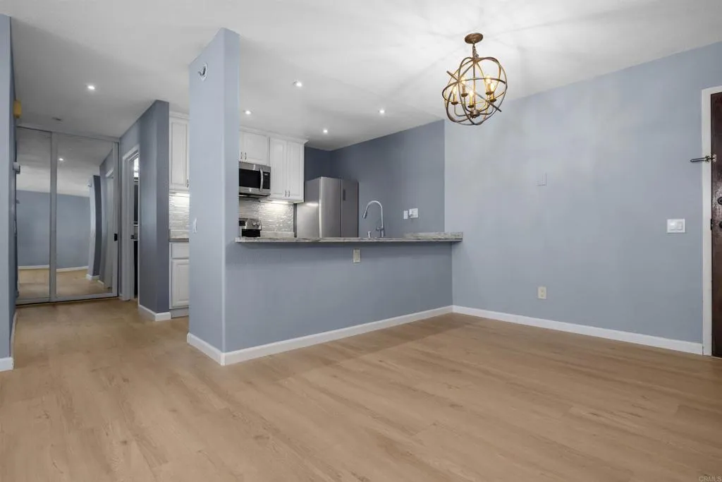 https://cdn.realtyfeed.com/cdn/127/307063987/d891144d5d9bab6187ef9066c730c98e.webp