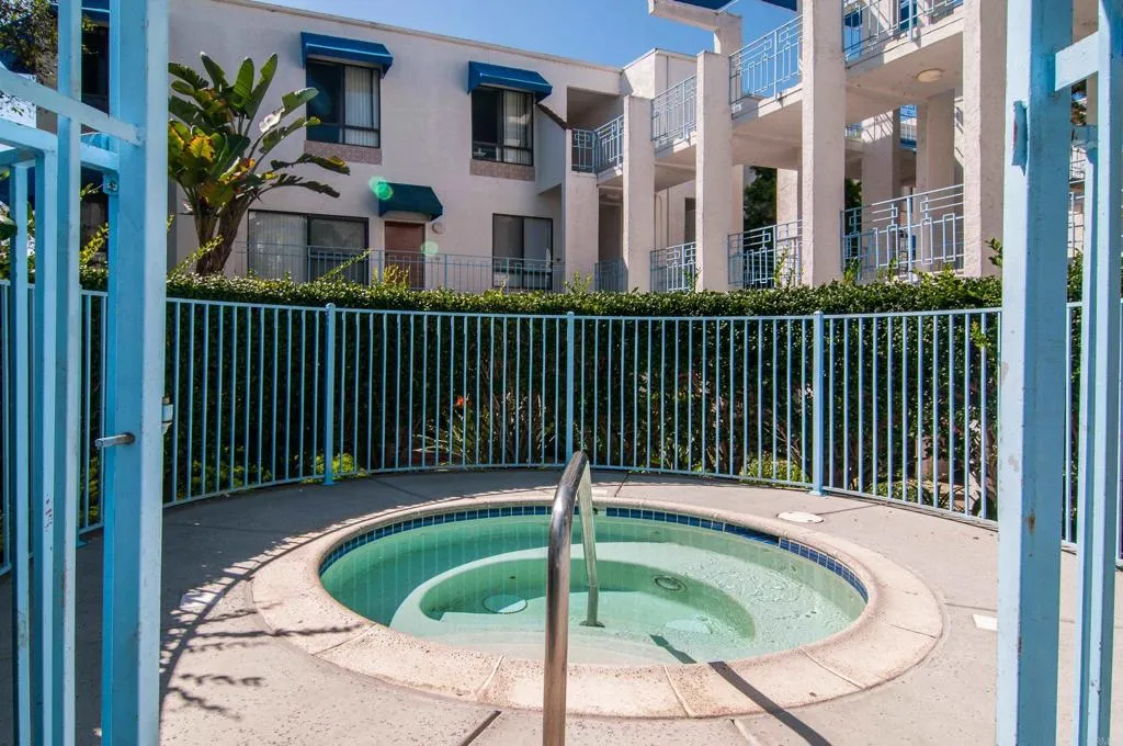 https://cdn.realtyfeed.com/cdn/127/307063987/ee753ad487929fa75df958f24527b76e.webp