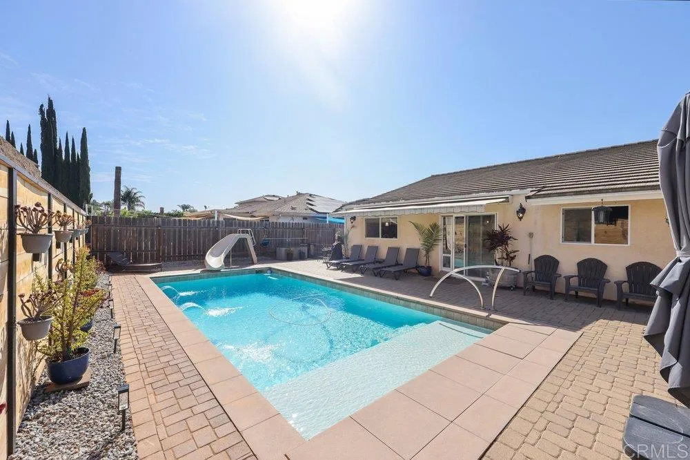 https://cdn.realtyfeed.com/cdn/127/307064024/2f2d771d6aeab15630e1aa8d9f51618e.webp