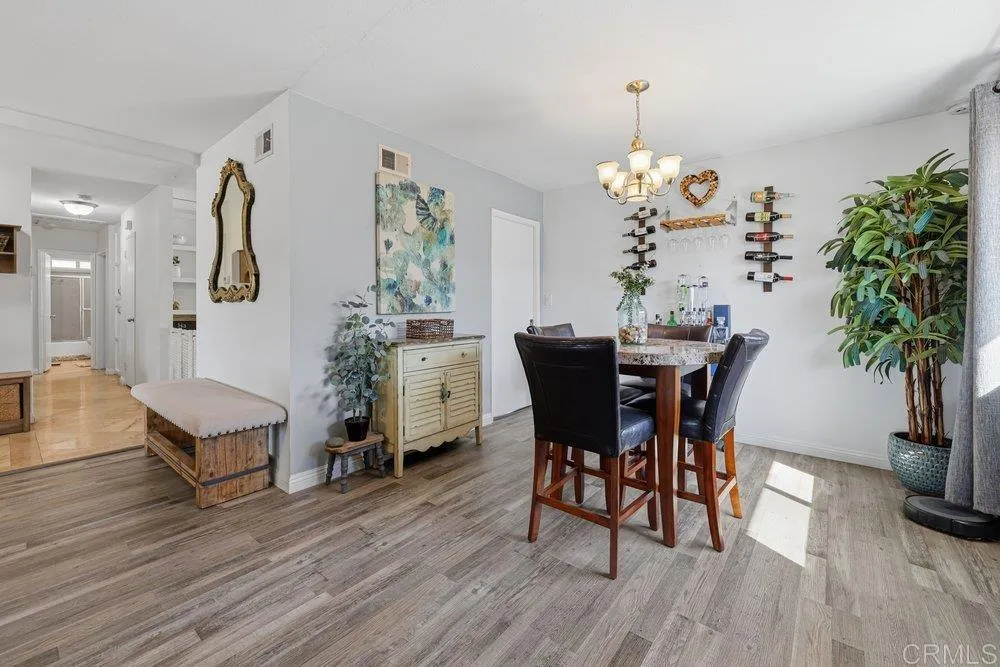 https://cdn.realtyfeed.com/cdn/127/307064024/3b1f80aba7ded78f8ef3d3750692c21b.webp